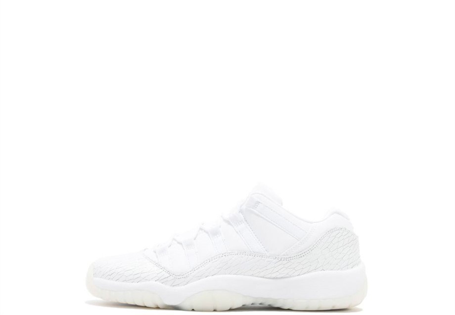 11 RET LOW PR HC GS FROST WHITE Klekt