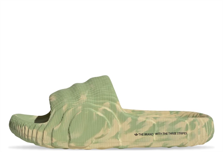 Adilette 22 Slides Magic Lime Desert Sand Klekt