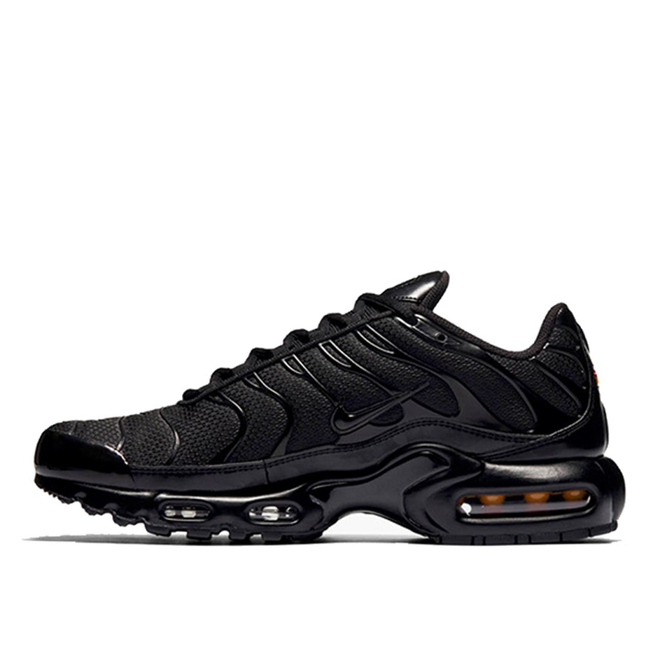Air Max Plus TN Triple Black Klekt
