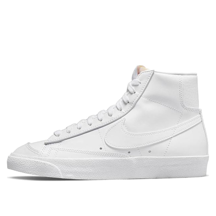 Blazer 77 Vintage Mid Triple White Klekt
