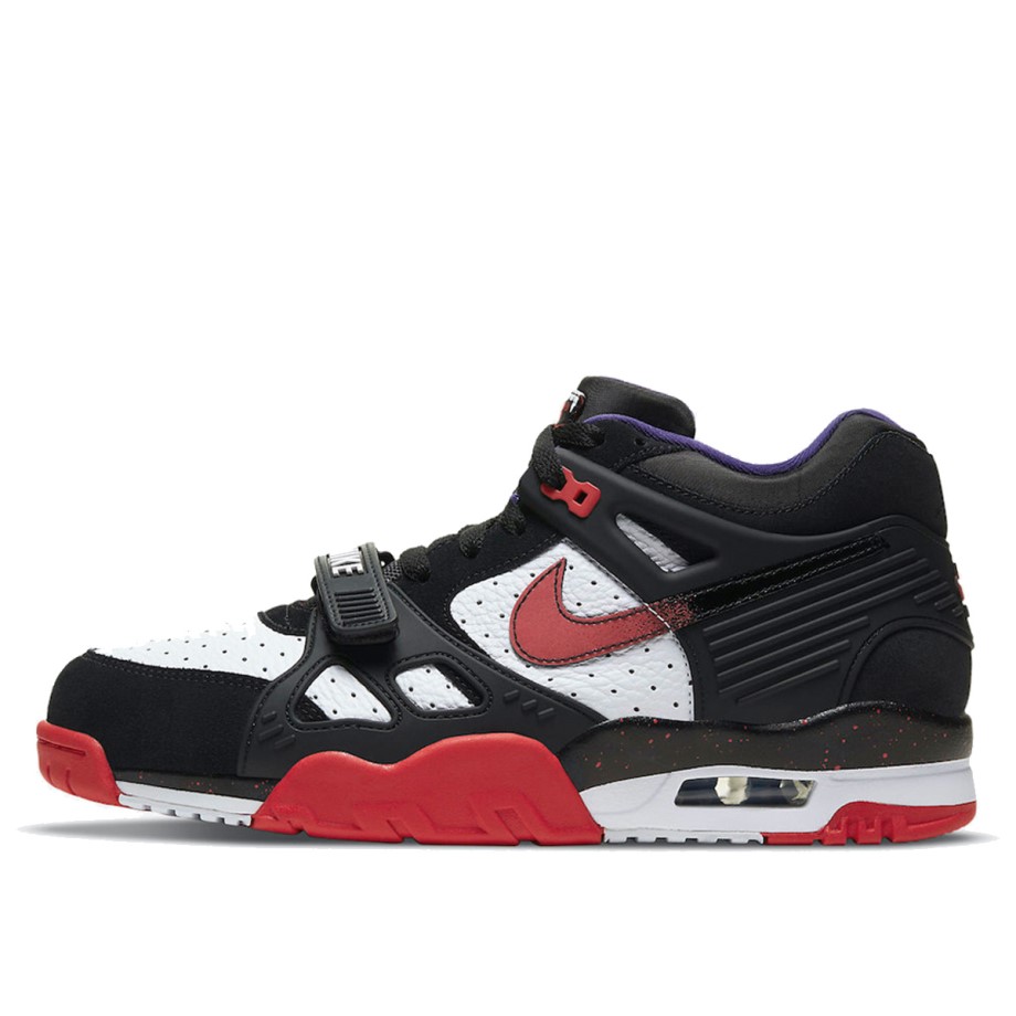Klekt Air Trainer 3 Dracula Halloween