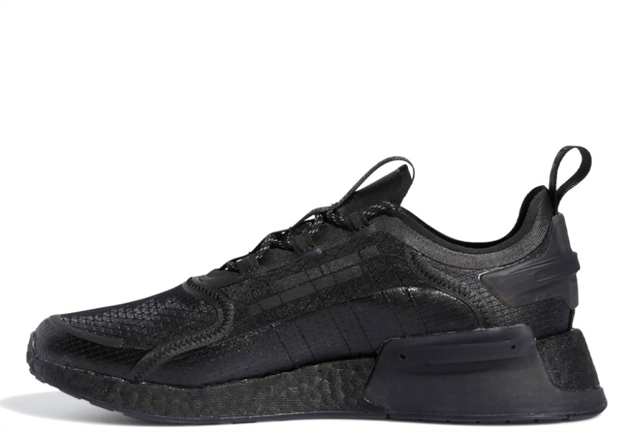 Klekt NMD V3 Triple Black