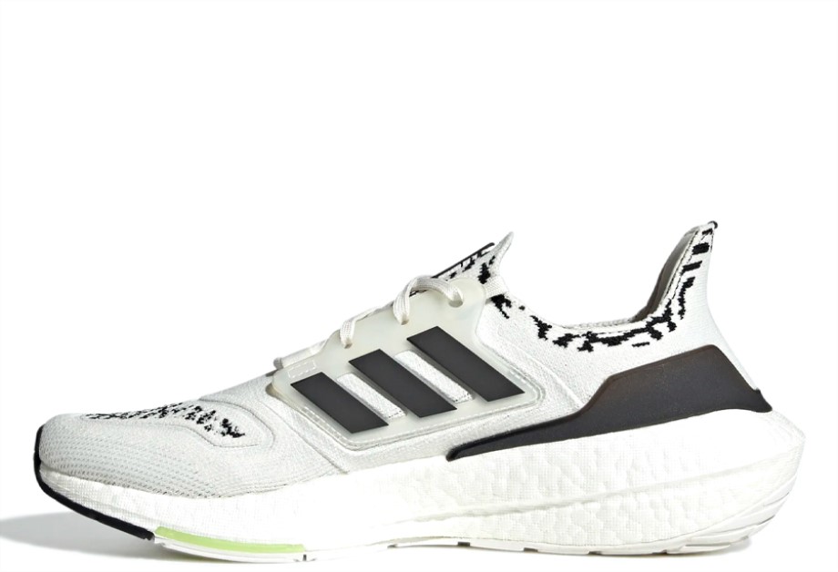 Ultra Boost 22 Non Dyed Black Klekt