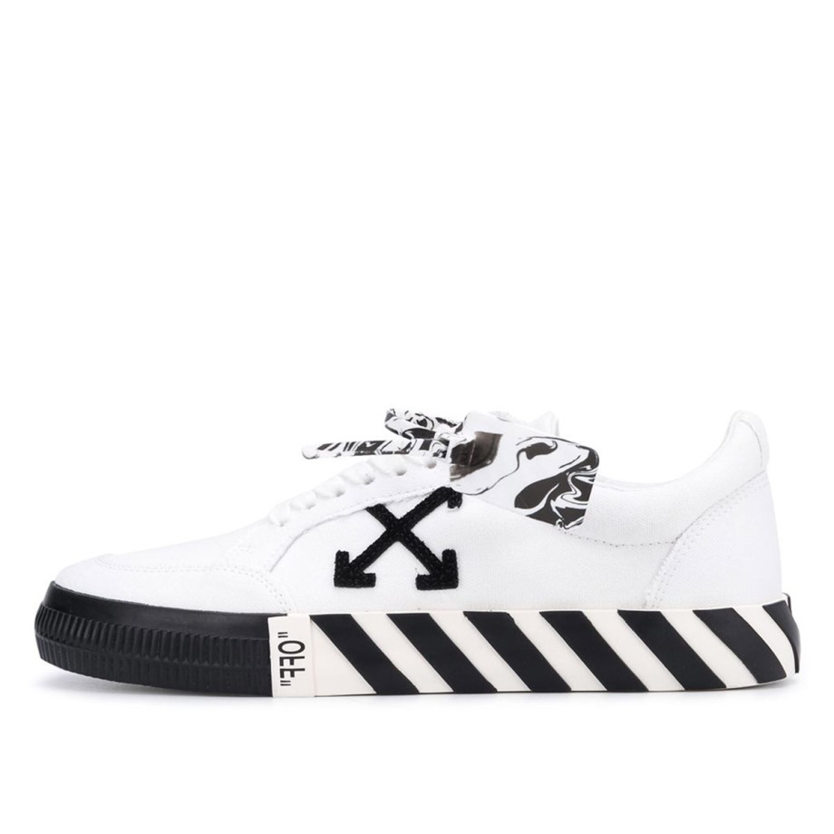 Vulc Low Top Sneaker White Black Klekt