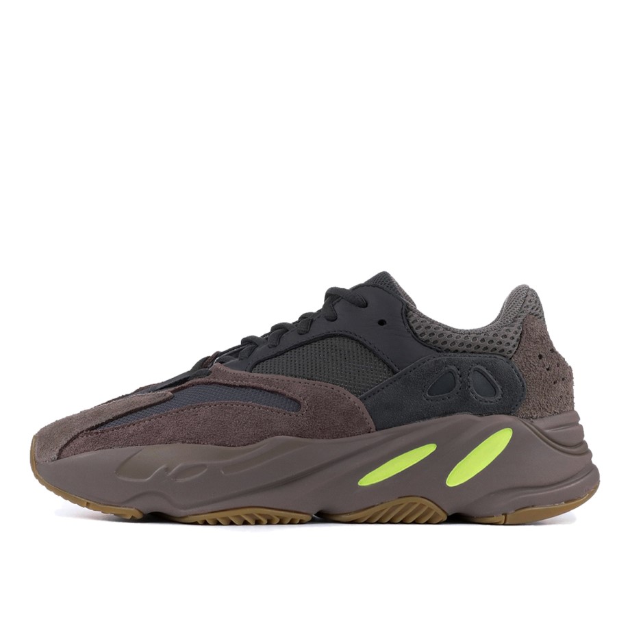 Yeezy Boost 700 Mauve Klekt