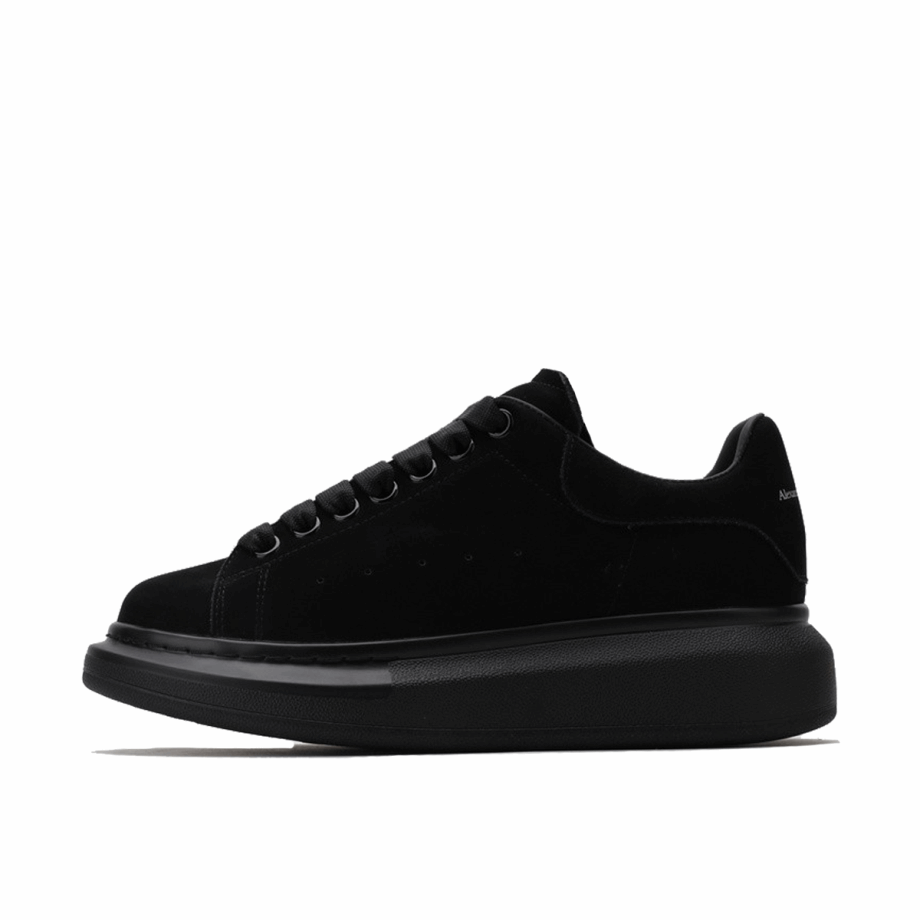 Alexander McQueen Oversized Triple Black Klekt