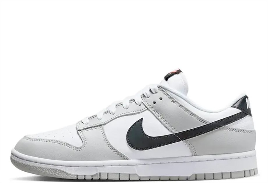 Dunk Low SE Lottery Ivory Black Klekt