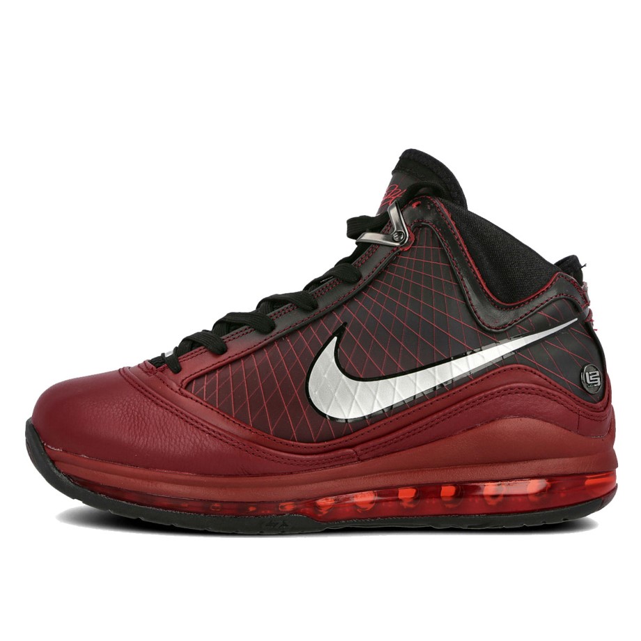 Klekt LeBron 7 Christmas