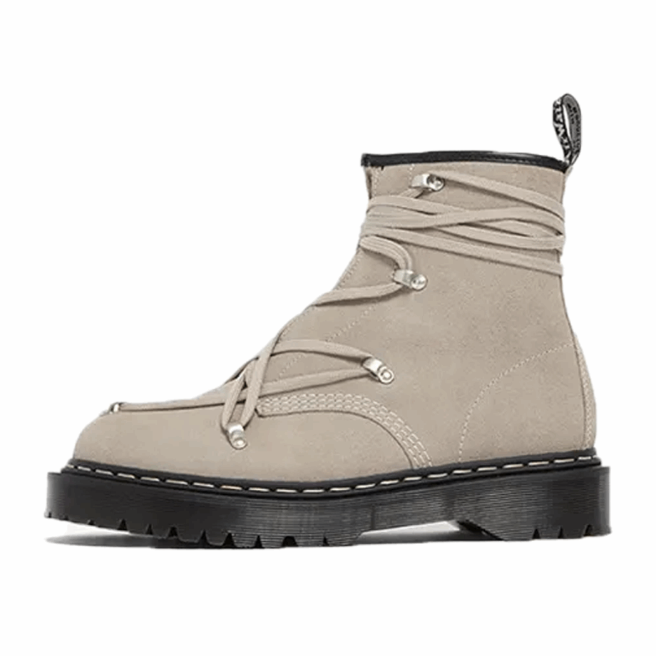 x Dr Martens Suede Lace Up Boot Klekt