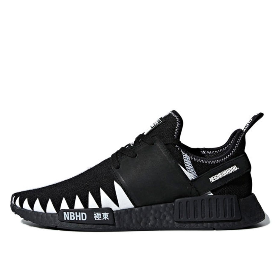 x Neighborhood NMD R1 Primeknit PK Core Black Klekt